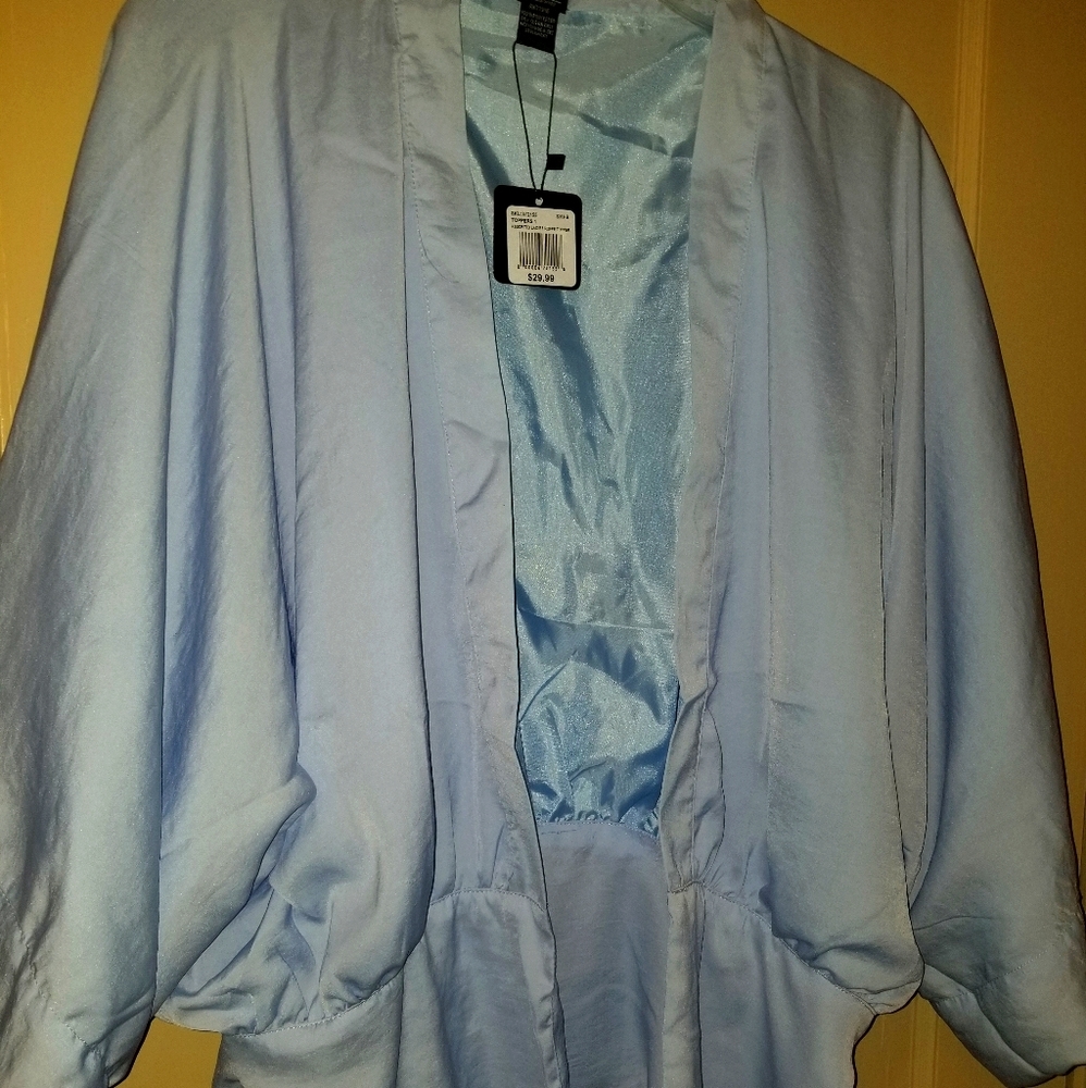 Kimono sleeve open shell